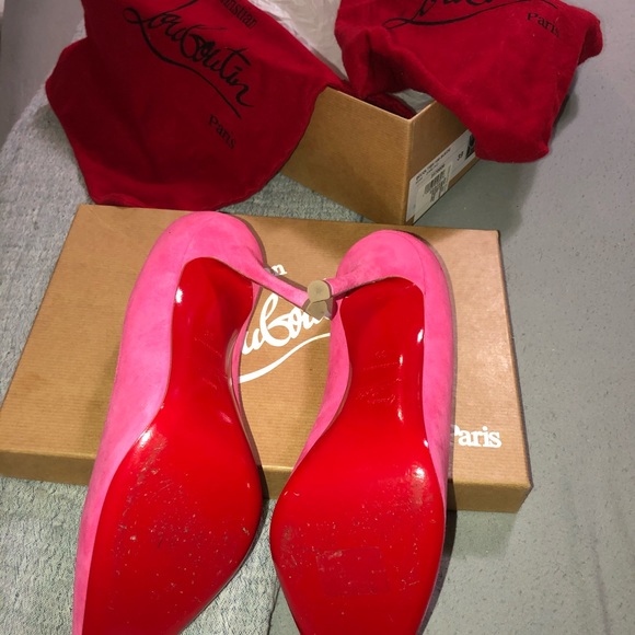 Shoes - Picture 2 of 6